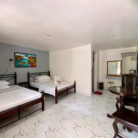 Marion Roos Hotel Puerto Galera Extérieur photo